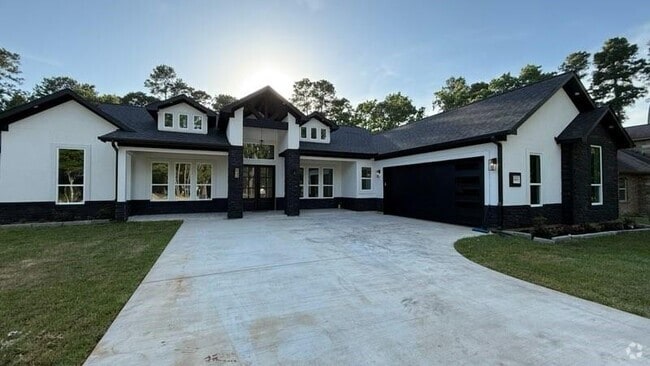 Building Photo - 34119 Conroe Huffsmith Rd Rental