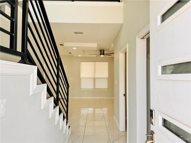 Photo - 20 N Crown Point