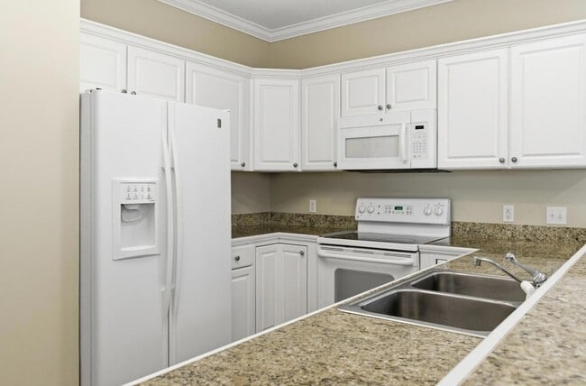Photo - 44 Bridgefield Ct