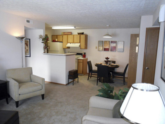 Building Photo - 10864 Southwind Dr Unit 10864 Rental