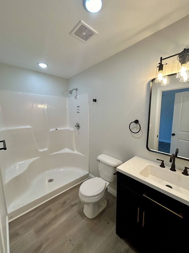 Photo - 75 Bluegrass Rd