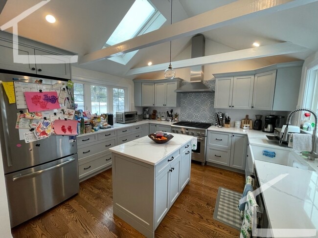 Photo - 181 Christina St