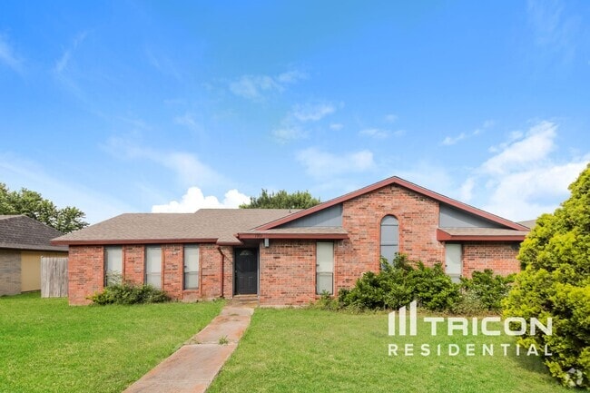 Building Photo - 1901 Castle Dr Rental