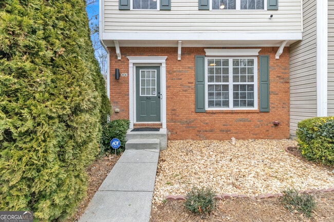 Building Photo - 9155 Nesbit Ferry Rd