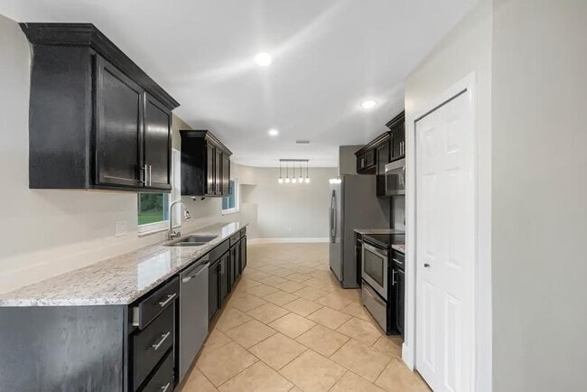 Building Photo - 2361 Howland Blvd Rental