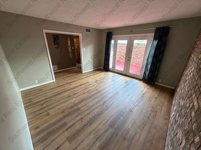 Photo - 2 Bed 2.5 Bath Condo on the golf course!