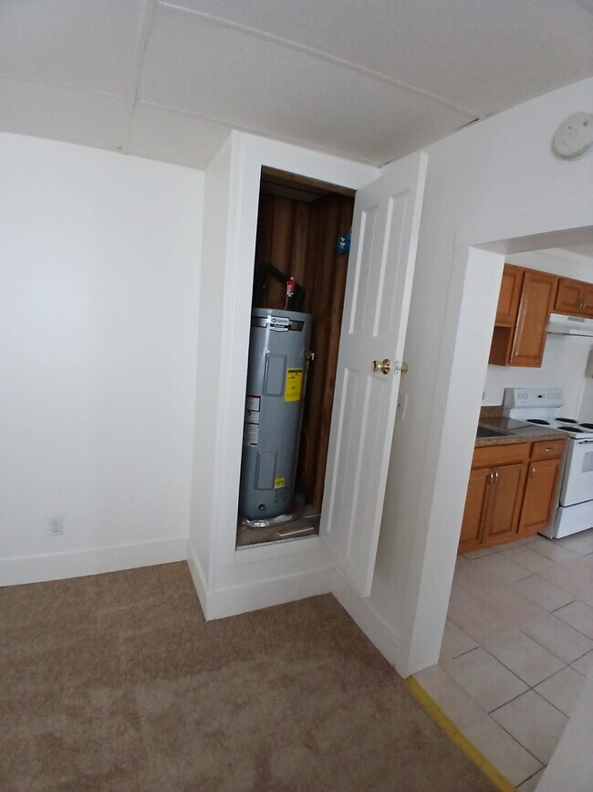 1313 Virginia Ave