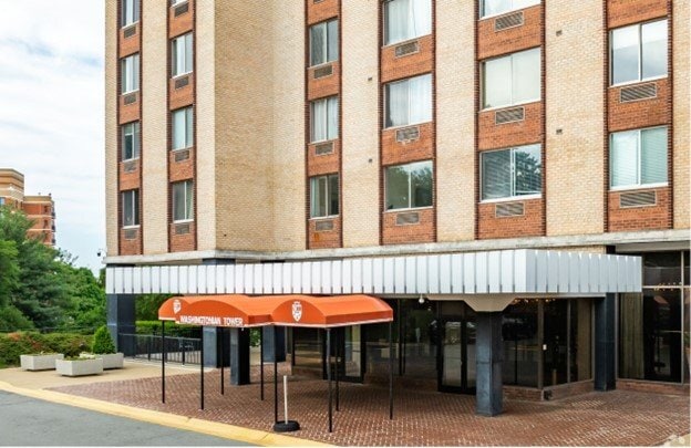 9701 Fields Rd Unit 1002