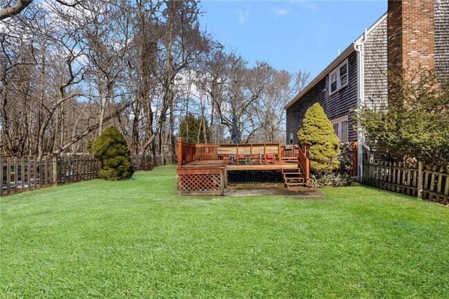 Photo - 1059 E Shore Rd