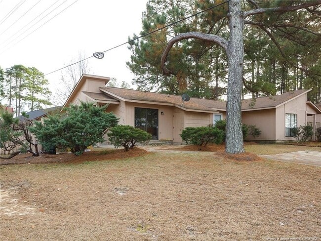 Building Photo - 601 Mosswood Ln Rental