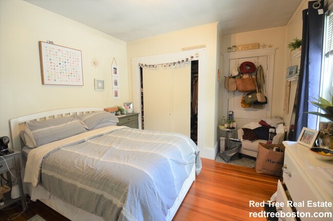 Photo - 18 Hunnewell Ave Unit 2