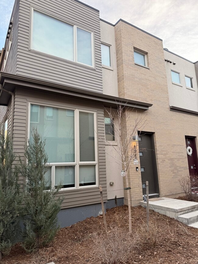 Building Photo - 5041 Vrain St