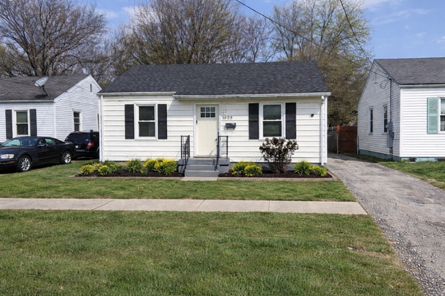 Building Photo - Lovely Longfield 2 Bedroom