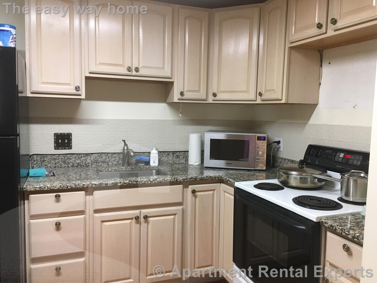 Photo - 1 Colonial Village Dr Unit #10