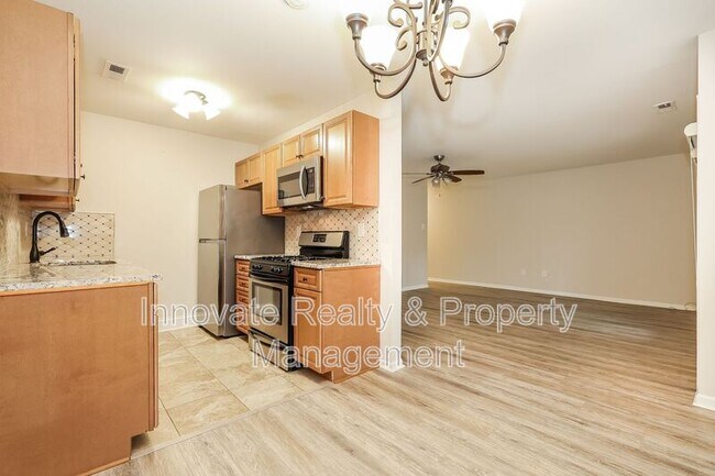 Photo - 344 Tavistock Rd