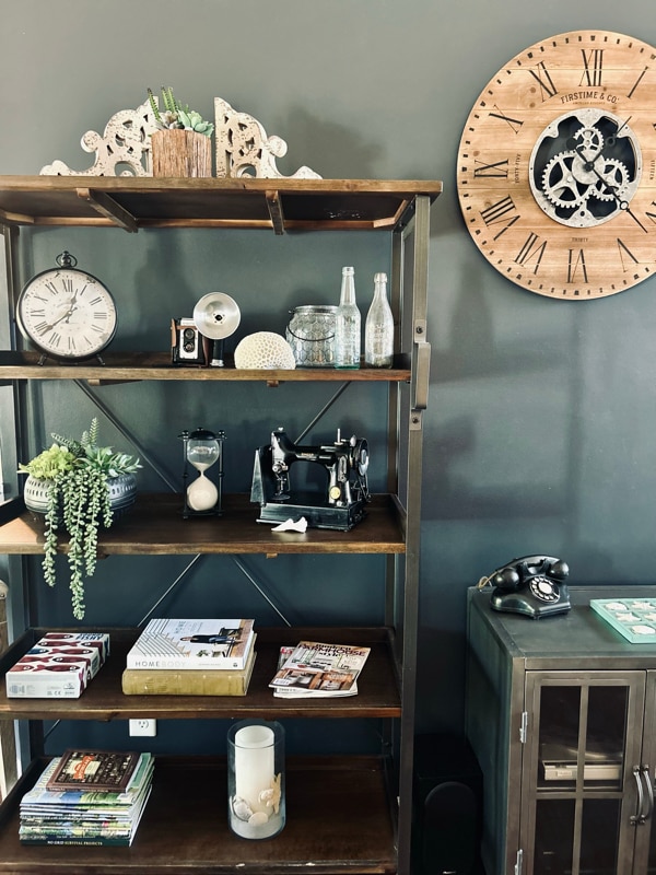 Photo - 8 Downing Ct SE