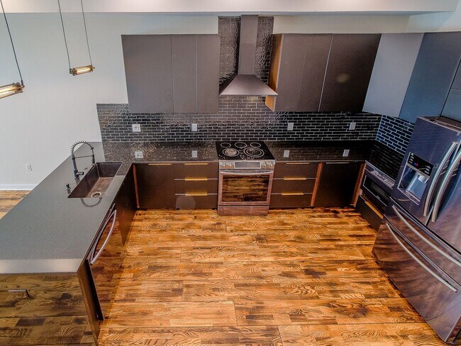 Photo - Three Bedroom Modern Olde Kensington Condo with Roofdeck Unit R2