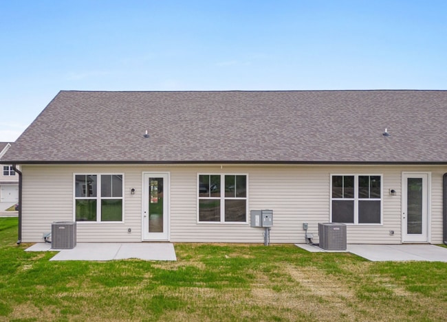 Photo - ONE-MONTH FREE RENT Move-Incentitive!!! Be...