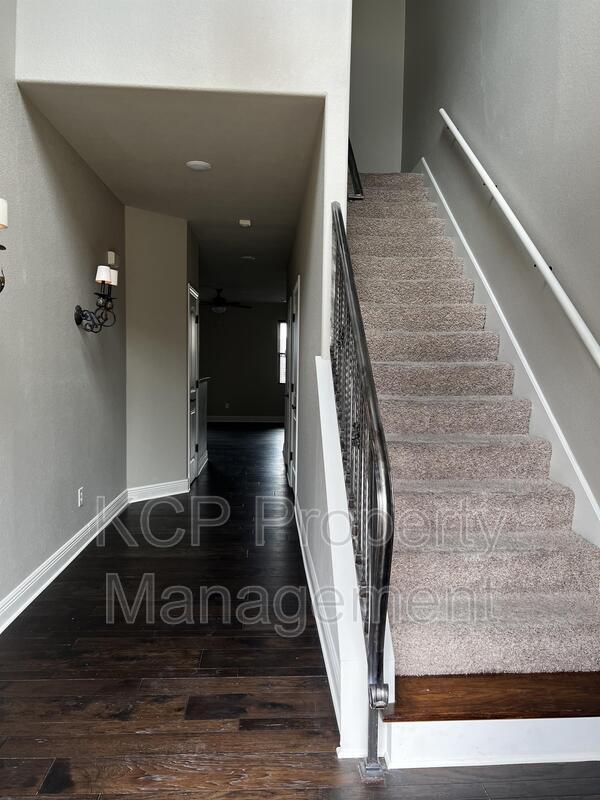 Photo - 5322 La Belle Ct