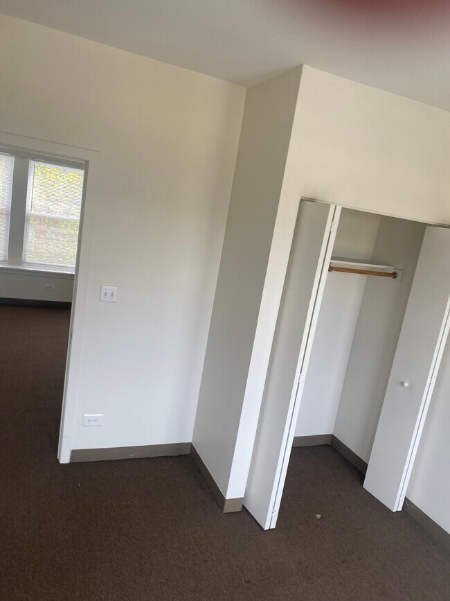 Madison Renaissance (SMALL)