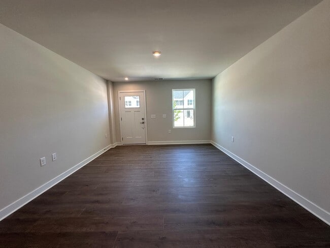 Photo - 127 Jameson Pk Dr Townhome
