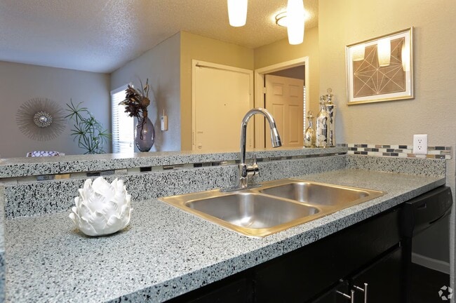 Photo - 724 Polk Dr Unit 124