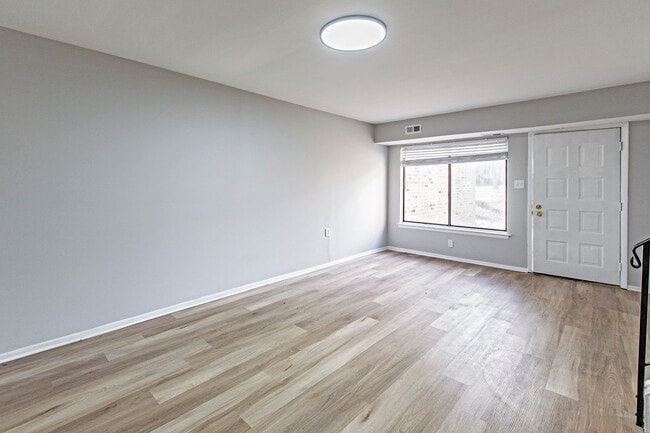 Photo - 1504 Timber Creek Rd