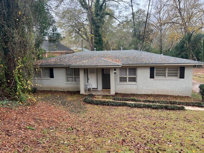 303 Springdale Dr - 303 Springdale Dr Unit 303 Springdale Dr B