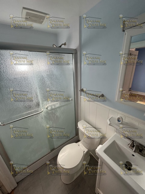 Photo - 455 Peart Ave