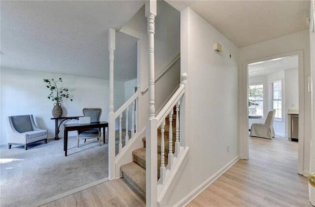 Photo - 10570 Bridgemor Dr