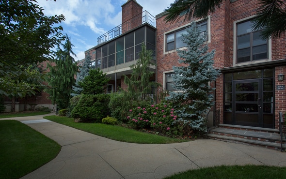 Fairfield Cedarhurst Court - Fairfield Cedarhurst Court Apartments