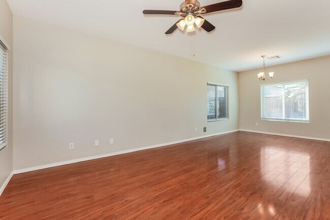 Photo - 30092 N Desert Willow Blvd