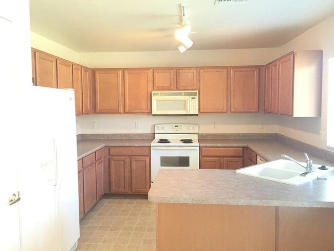 Photo - HOUSE FOR RENT