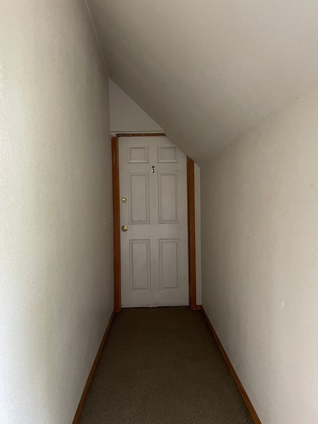 Photo - M1614 #1-3 Unit M1614-3