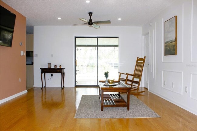 Photo - 3201 Bartlett St