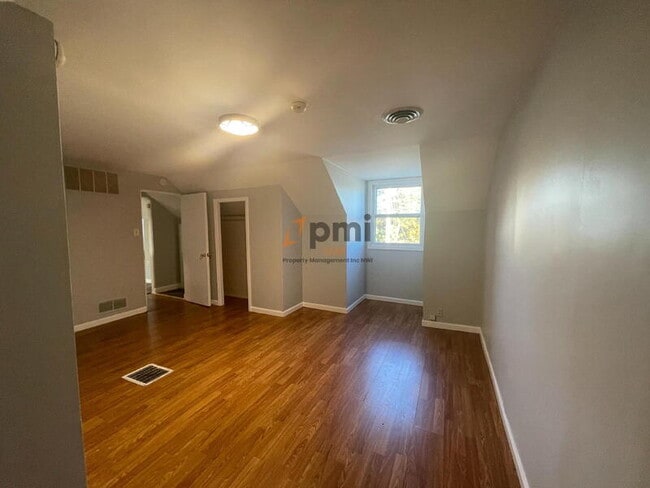 Photo - 8000 Lake Shore Dr Unit 5