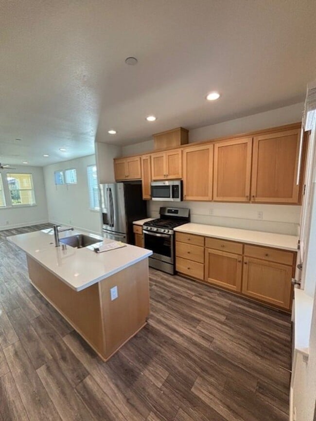 Photo - 1758 Thea Ave