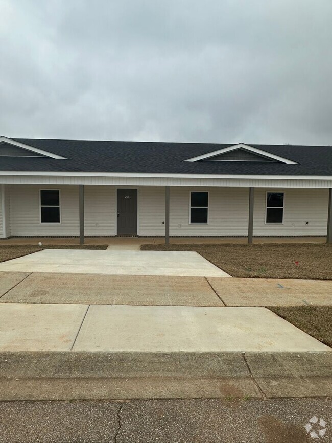 Building Photo - Southern Winds Subdivision!  New Construct... Rental