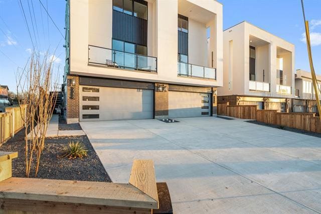 Photo - 2348 Wycliff Ave