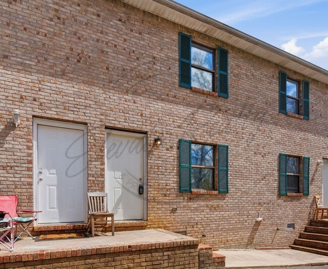 Photo - Spring Special: Charming 2 Bed / 1.5 Bath Townhouse in Cookeville Unit Peek 402 2