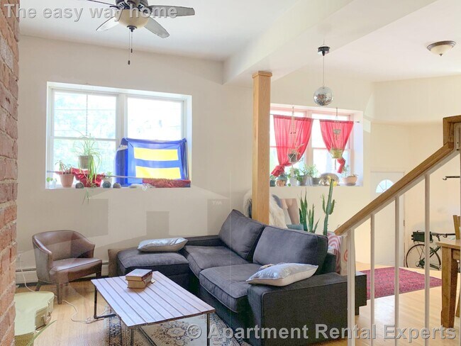 Photo - 106 Central St