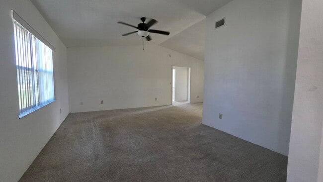 Photo - 3 Bedroom 2 Bath Home with a 2 car garage in Fairway Estates