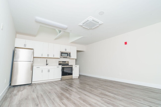 Photo - Riverwalk Apartments Unit 203