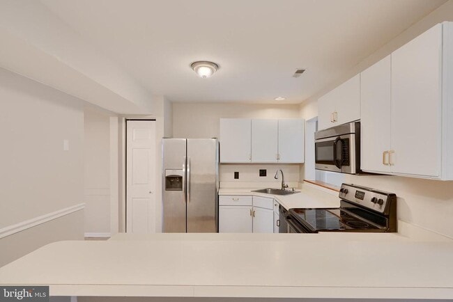 Photo - 733 Reedy Cir