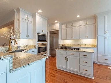 Photo - 3BR 2.5 BA, Towhouse with River Veiw