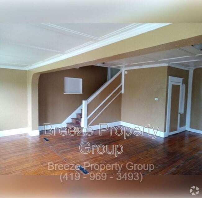 Building Photo - 2145 Dorr St Rental