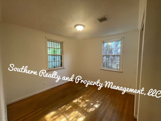 Photo - Super Cute newly renovated Home