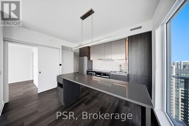 Photo - 70 Ordnance St Unit 3310