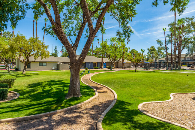 Building Photo - Falcon Glen Rental