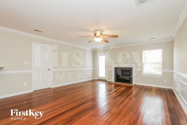 Photo - 11319 Breezehill Ln